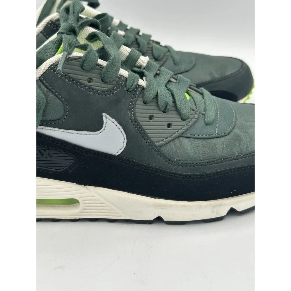 Nike Air Max 90 Premium Vintage Green Paisley 333888-303 Men's Size 9